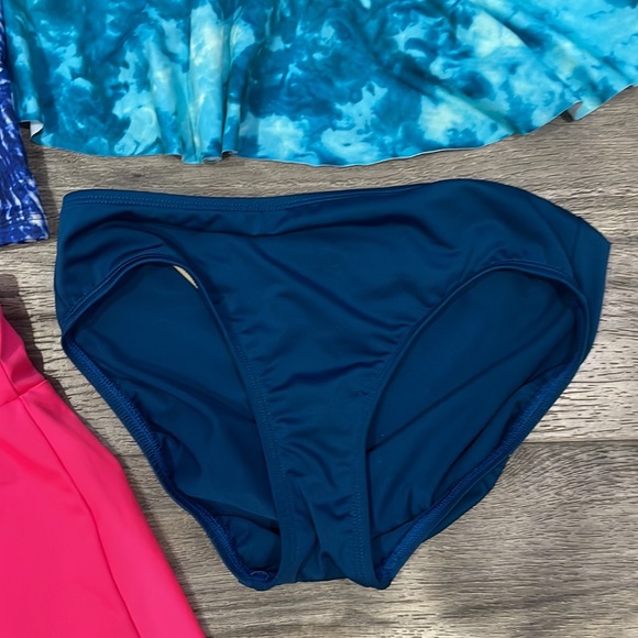 Lands End Girls Swimsuit Bundle size 12 - Picture 2 of 7